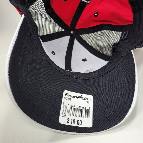 World Poker Tour Strap Back Trucker Hat Cap Red Black Mesh 2-Stripe G-III Sports - Picture 8 of 8